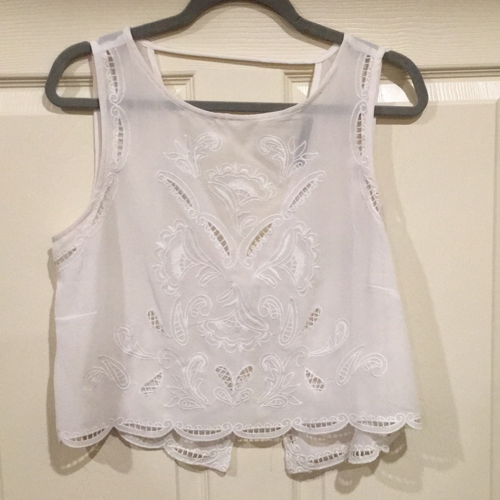 White, sheer detailed crop top